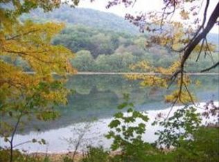 229 Gwynned Wynd, Mill Hall, PA 17751