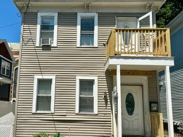 42 Haverford St, Jamaica Plain, MA 02130