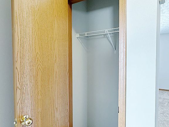 5th image of 1840 Starks Cir