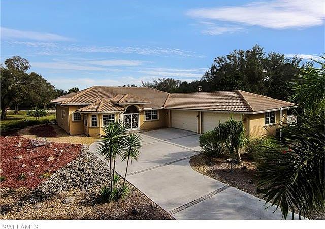 1st image of 3180 River Grove Cir