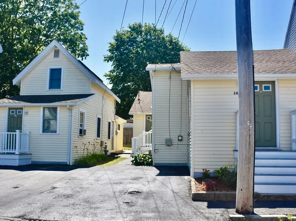 14 Longwood Ave, Wareham, MA 02571