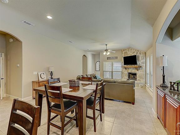 2nd image of 508 Salisbury Dr