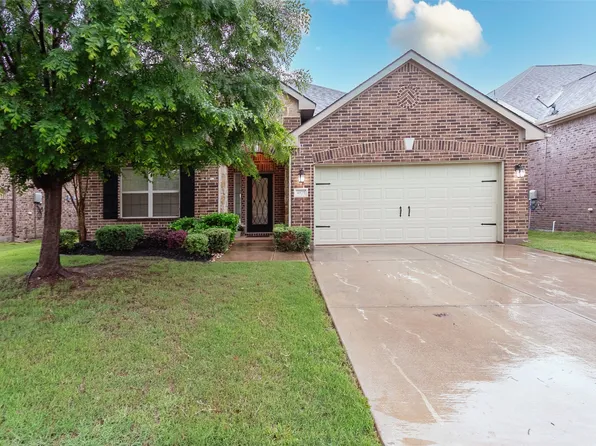 4825 Lazy Oaks St, Fort Worth, TX 76244