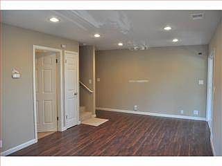 5th image of 564 N 4th St APT E