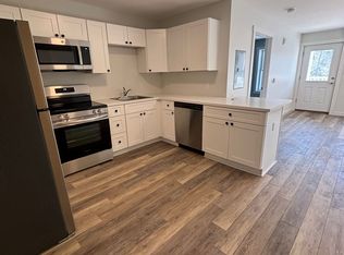 201 Bridge St #207, Morrisville, VT 05661