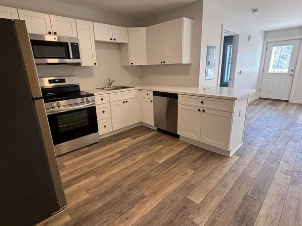 201 Bridge Street, 201 Bridge St #207, Morrisville, VT 05661