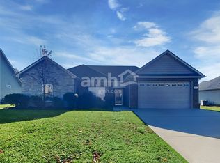 4821 Ark Ln, Murfreesboro, TN 37128