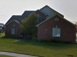 20876 Wolf Dr, Macomb, MI