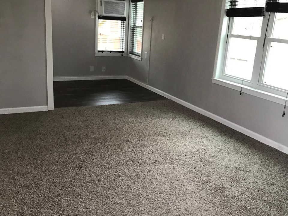 Living room to Dining room