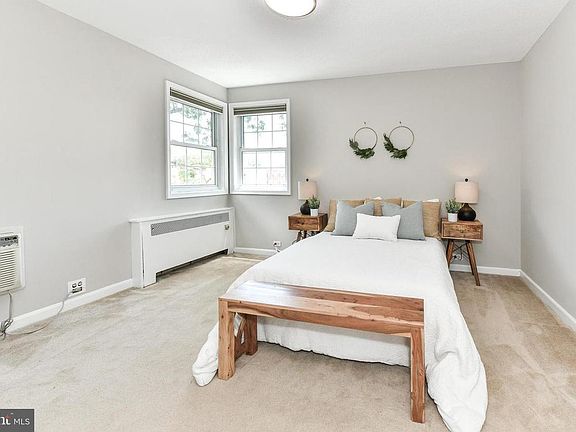 5th image of 201 N Trenton St APT 201-4