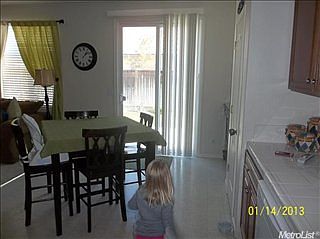 5th image of 2527 S Mountainside Dr