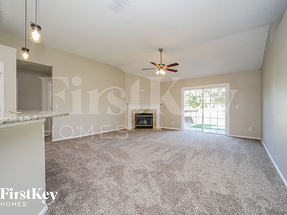 3rd image of 4052 Edgeland Trl