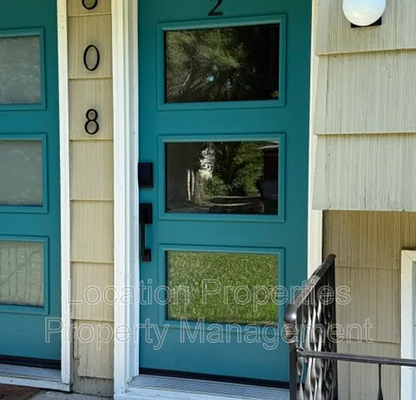 608 W 25th St #2 — Photo 1