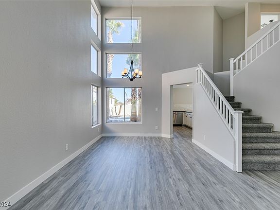 5th image of 88 Tanglewood Dr