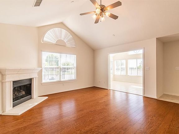 5th image of 2601 Marsh Ln Unit 182