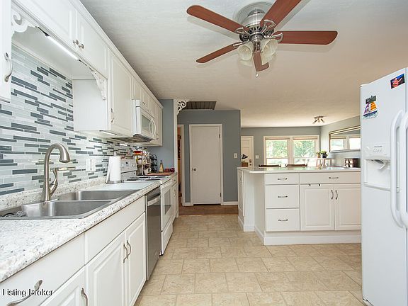 5th image of 3838 Klondike Ln