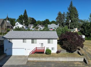 320 S Ramsey St, Tekoa, WA 99033