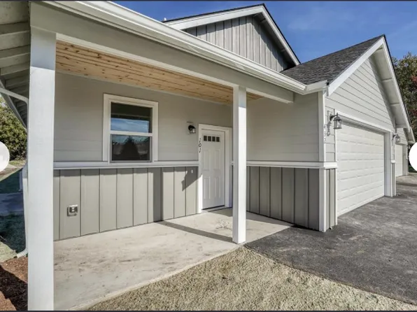 404 B St #101, Blaine, WA 98230