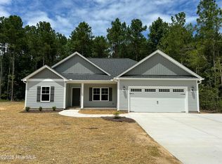 1572 Patterson Rd, Kinston, NC 28504