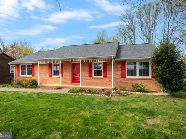 5065 Gallager Dr, Fredericksburg, VA 22407