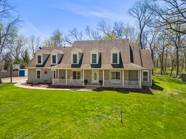 15646E Griswold Springs Rd, Plano, IL 60545