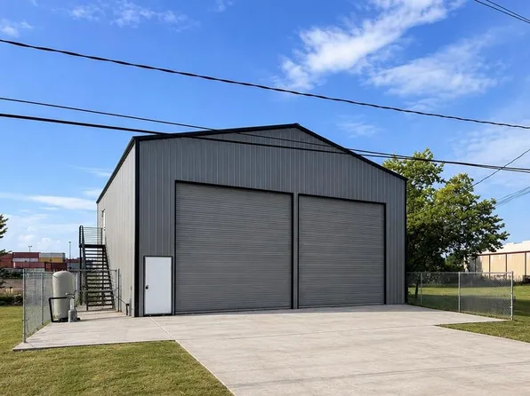17914 Beaumont Hwy, Houston, TX 77049