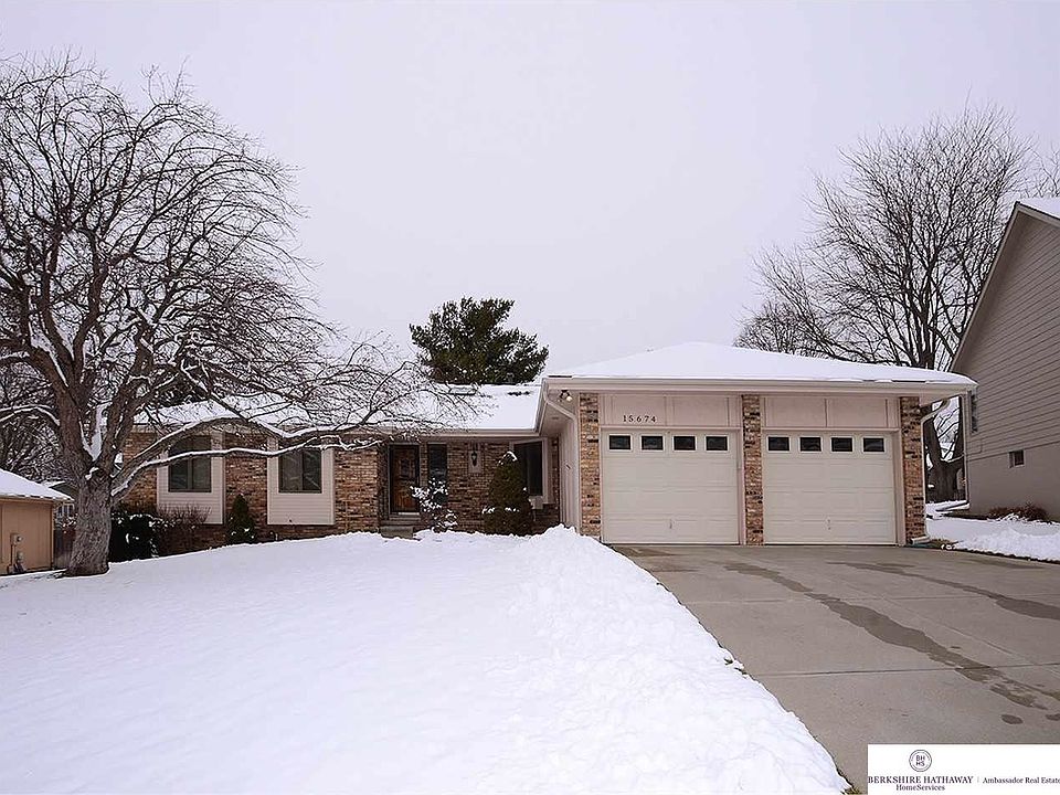 1st image of 15674 Jackson Dr