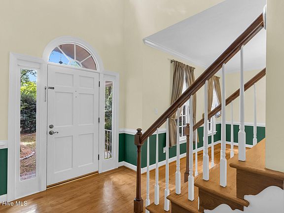 5th image of 1023 N Wellonsburg Place