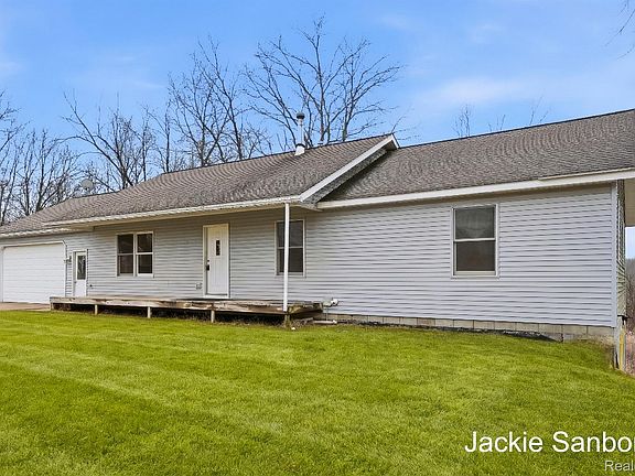 2nd image of 7069 N Moe Rd