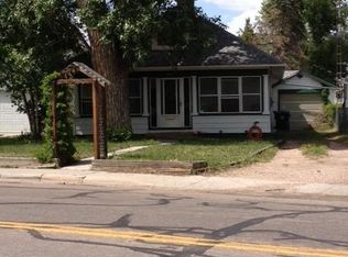 1318 Randall Ave, Cheyenne, WY 82001