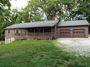 6796 W 450 S, Owensville, IN 47665