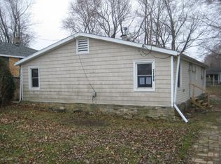 2194 Berg Ave, Benton Harbor, MI 49022