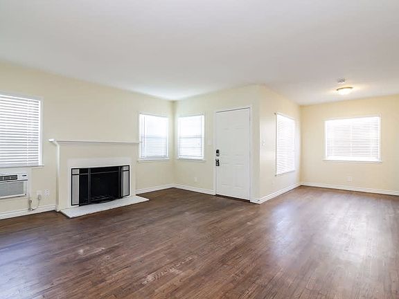 4th image of 4931 Sepulveda Ave