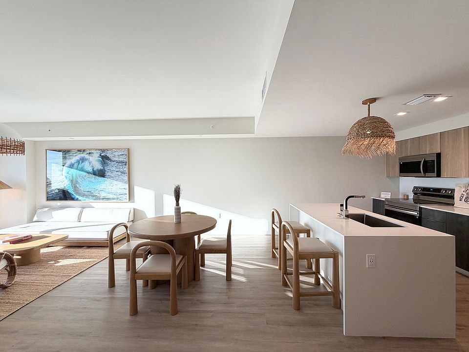 1st image of 532 N Miami Ave #3