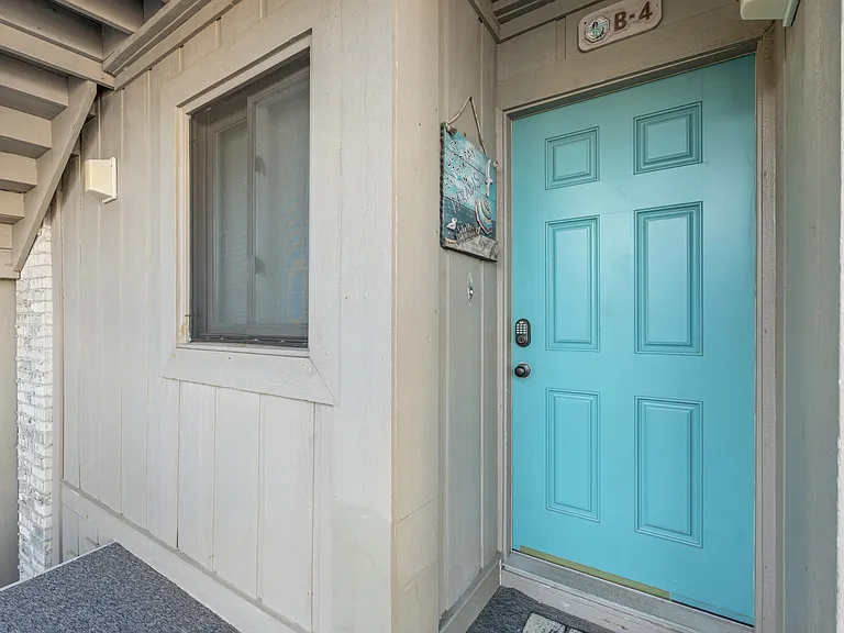 618 N Waccamaw Dr #B-4 — Photo 6