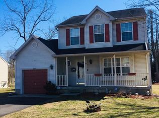 226 Lakeview Ave, Blackwood, NJ 08012
