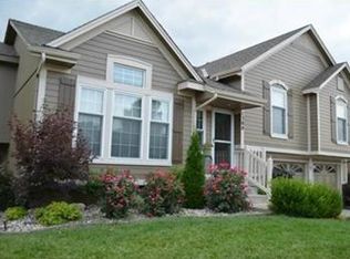 1308 NE Buttonwood Ave, Lees Summit, MO 64086