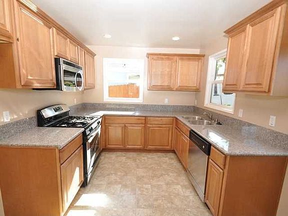 3rd image of 2965 Ulric St