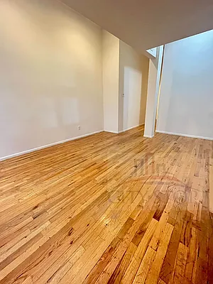 Rented by City Stop Realty | media 22