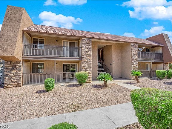2nd image of 4340 Sandy River Dr Unit 79