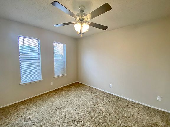 3rd image of 2601 Wilds St