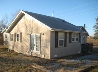 2724 W Calhoun St, Springfield, MO 65802