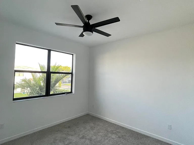 4415 Arcturus Ln — Photo 31