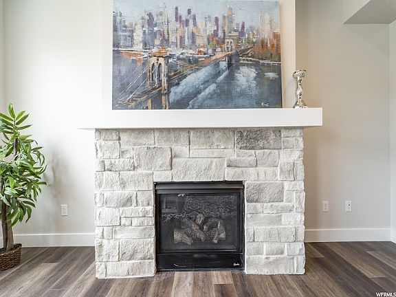 4th image of 11371 S Mapleside Ln #11