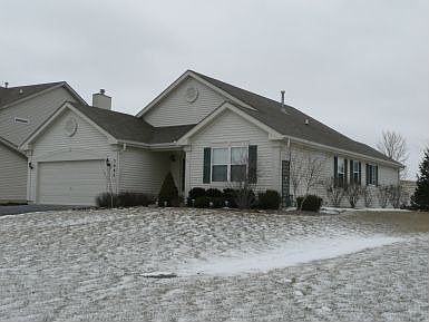 1st image of 3080 Farmington Dr