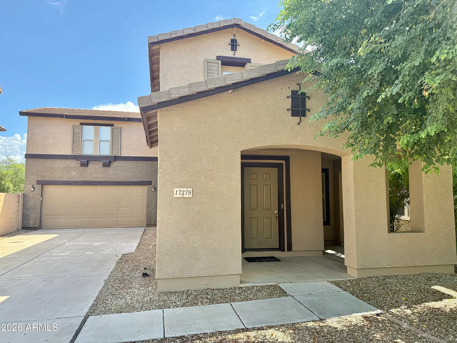 3 bed, 2.5 bath, 1692 sqft, $1,750 — Photo 2