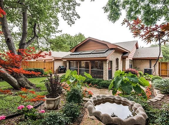 3rd image of 3656 Courtdale Dr
