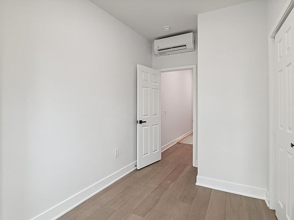 5th image of 36 Park St Floor 2
