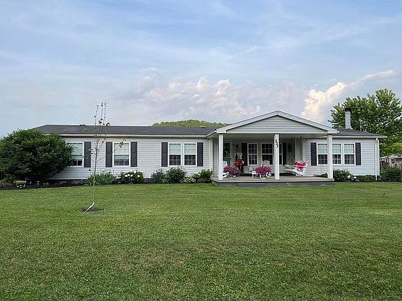 3rd image of 223 Meadowlark Ln