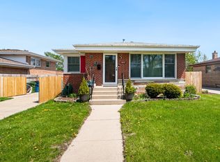 9613 S Knox Ave, Oak Lawn, IL 60453
